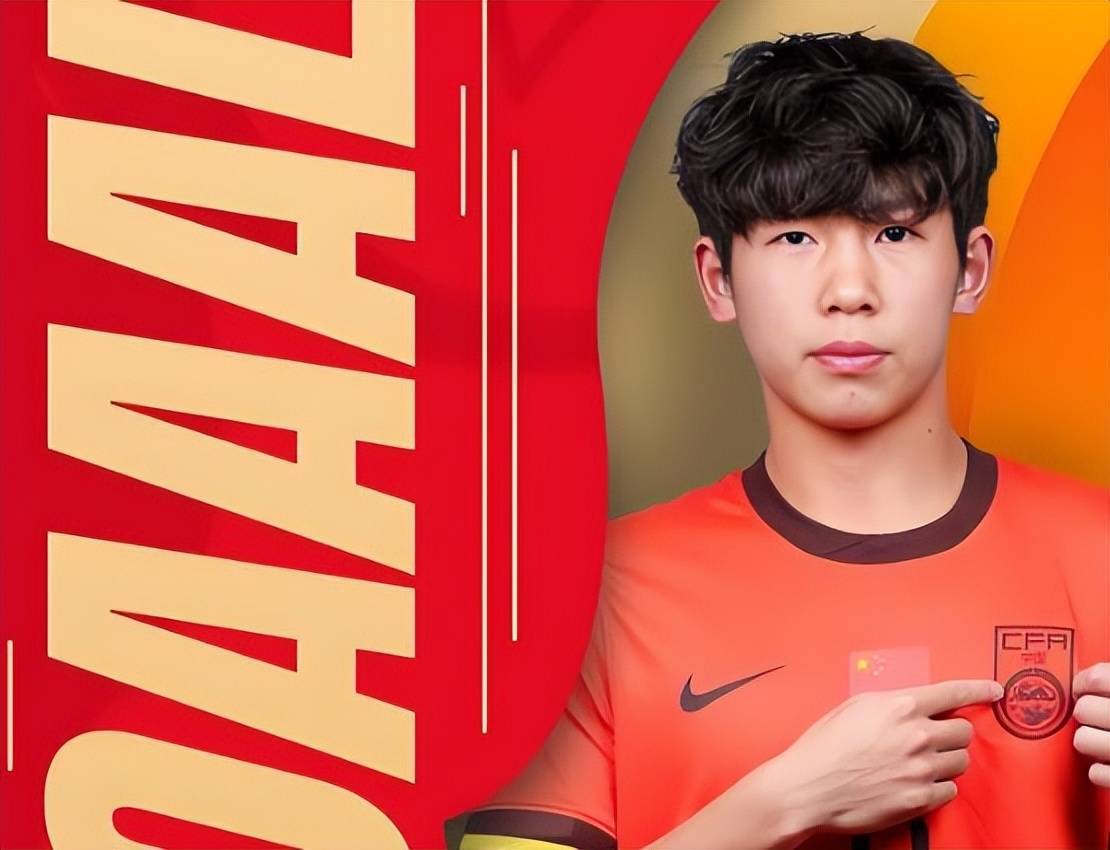 国足主力射手刚正式签约德甲俱乐部！就代表新球队在联赛接二连三破门，值得期待