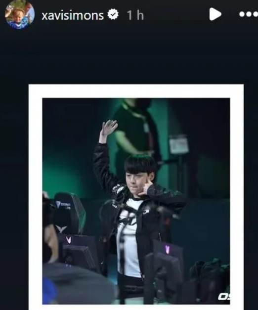 跨界联动！热刺队哈维西蒙斯分享ShowMaker模仿他的庆祝动作